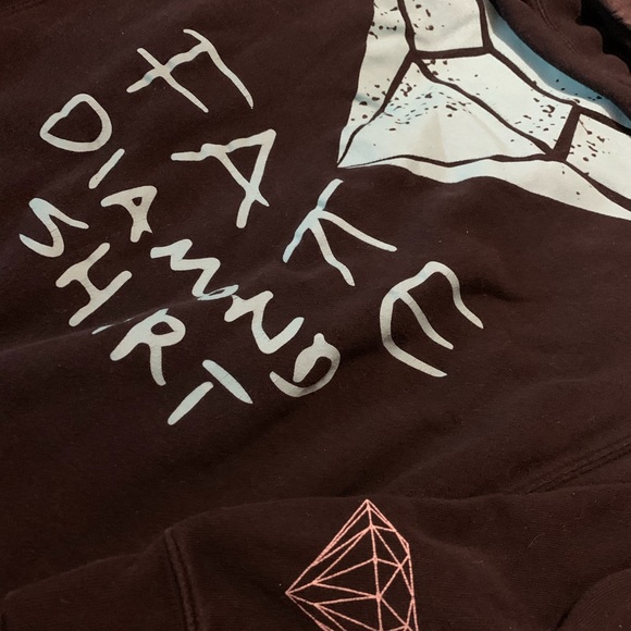 Diamond Supply “Fake Diamond Shirt (crewneck) - Picture 2 of 3